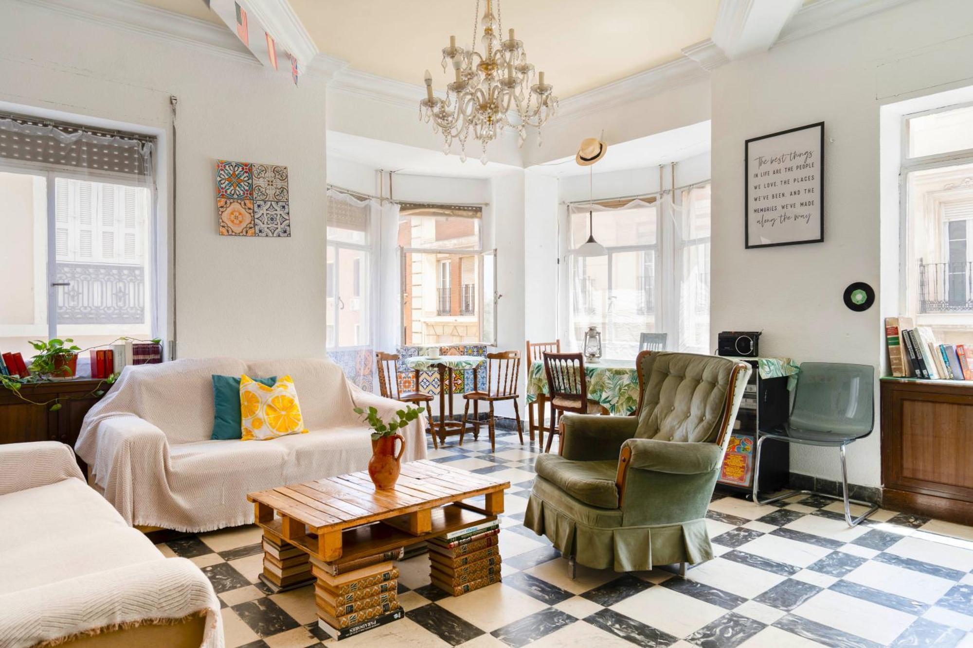 Vintage Flat